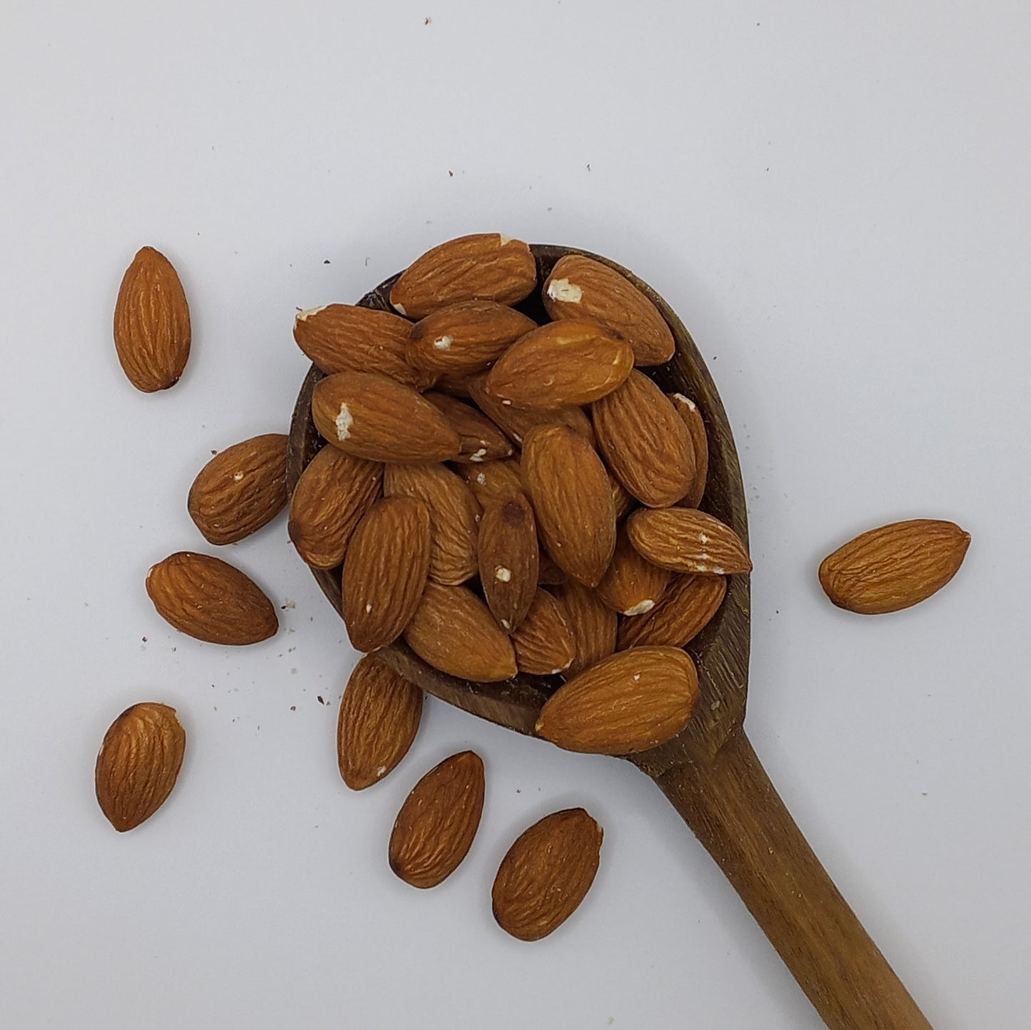 Almonds - raw